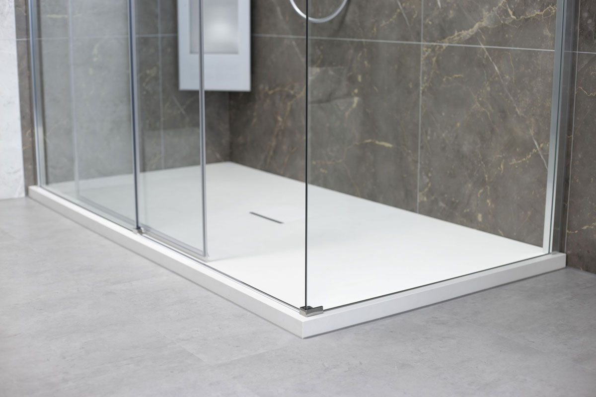 Met de inloopdouche naar een ruime, drempelloze doucheruimte